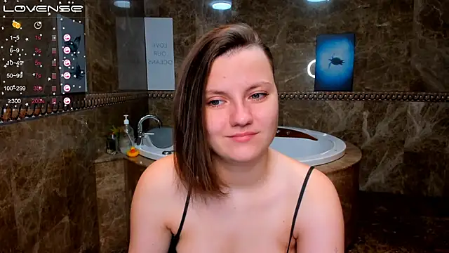 MelindaTin online show from 10-19-25, 12:11