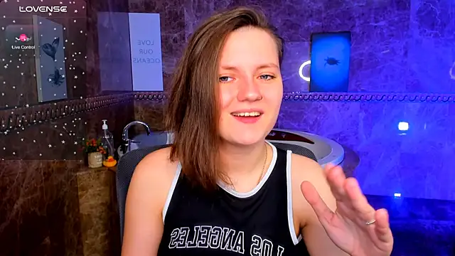 MelindaTin online show from 06-06-26, 12:05