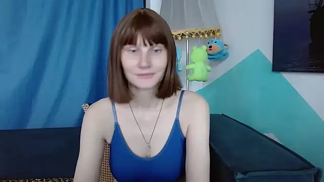 Snapshot of cornflower_mm chatting on 09-22-25, 01:40 cornflower mm online show from 09-22-25, 01:40