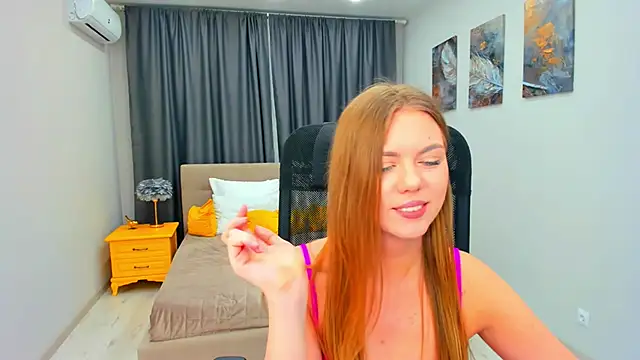 Strawberrye online show from 03-03-25, 06:44