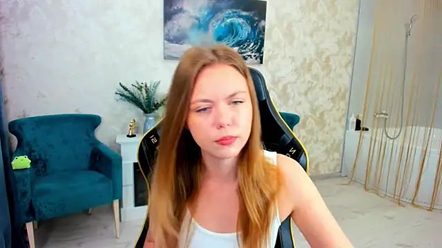 Strawberrye online show from 06-07-26, 03:21