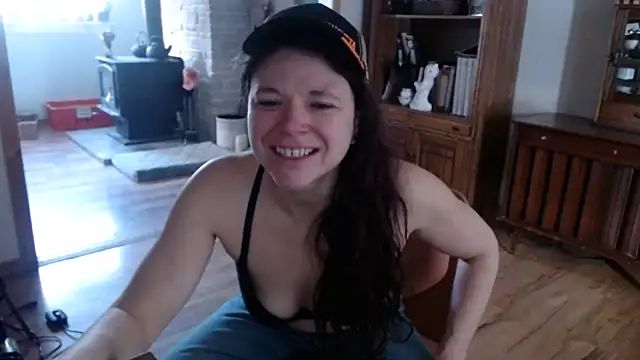 Snapshot of MarcyJones chatting on 01-15-25, 02:46 MarcyJones online show from 01-15-25, 02:46