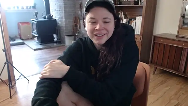 Snapshot of MarcyJones chatting on 01-20-25, 04:12 MarcyJones online show from 01-20-25, 04:12