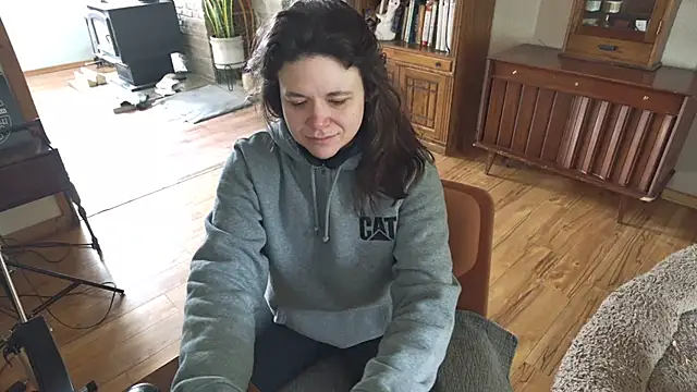 Snapshot of MarcyJones chatting on 01-19-26, 04:22 MarcyJones online show from 01-19-26, 04:22