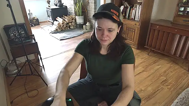 Snapshot of MarcyJones chatting on 02-10-26, 03:05 MarcyJones online show from 02-10-26, 03:05