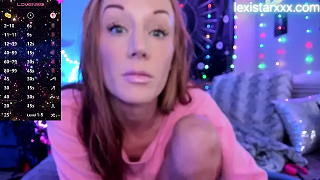 Snapshot of Lexi_Star chatting on 10-28-25, 06:21 Lexi Star online show from 10-28-25, 06:21