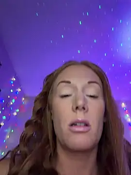 Snapshot of Lexi_Star chatting on 02-19-26, 05:25 Lexi Star online show from 02-19-26, 05:25