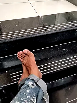 Snapshot of indianSmartboy chatting on 10-27-25, 05:44 indianSmartboy online show from 10-27-25, 05:44