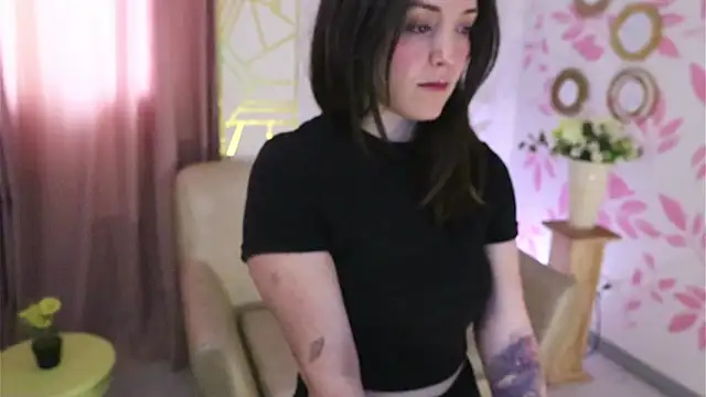 molly marmalade  online show from 02-24-25, 03:31