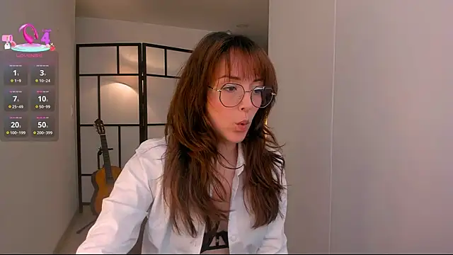 Snapshot of molly_marmalade_ chatting on 05-26-26, 05:42 molly marmalade online show from 05-26-26, 05:42