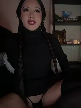 Amanita Bloom online show from 02-01-25, 02:37