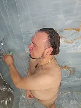 latinoflpr online show from 04-21-26, 01:18