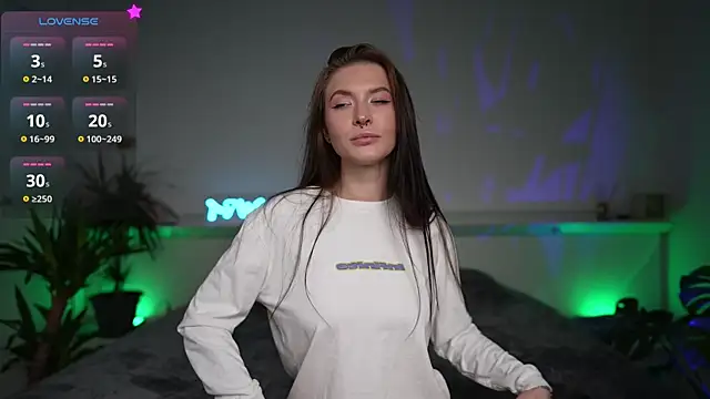 Snapshot of Erotic_Saga chatting on 01-17-25, 05:41 Erotic Saga online show from 01-17-25, 05:41