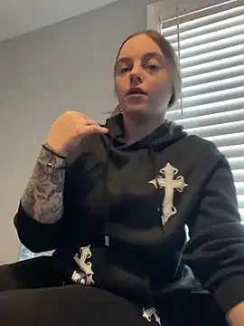 jaseyrae online show from 01-10-25, 07:43