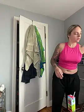 jaseyrae online show from 08-04-26, 01:36