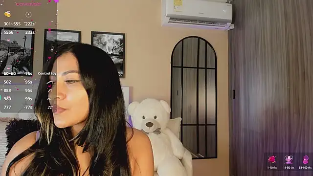 Rubyross21 online show from 10-17-25, 12:14