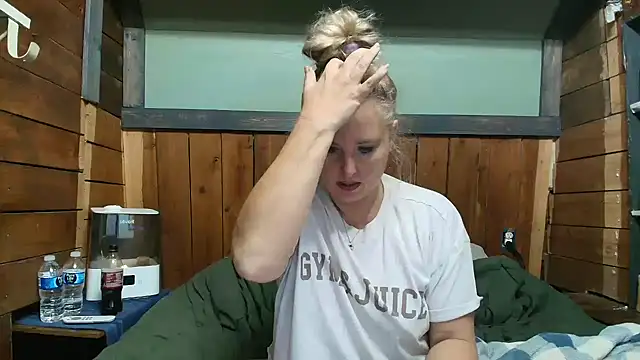 Snapshot of lisaxlovexxx chatting on 02-21-26, 02:12 lisaxlovexxx online show from 02-21-26, 02:12