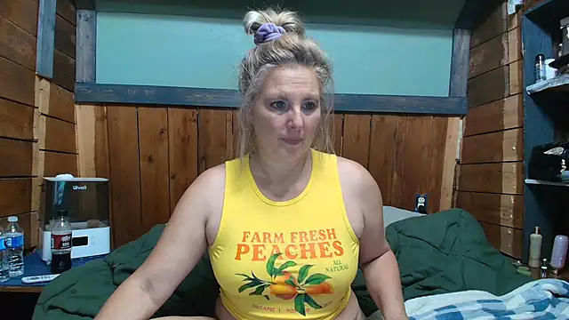 Snapshot of lisaxlovexxx chatting on 02-26-26, 07:35 lisaxlovexxx online show from 02-26-26, 07:35