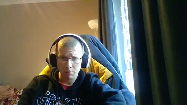 David250692 online show from 12-15-25, 10:19