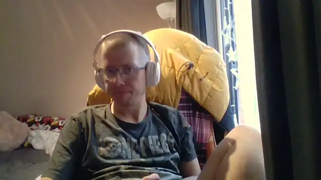David250692 online show from 05-07-26, 08:52