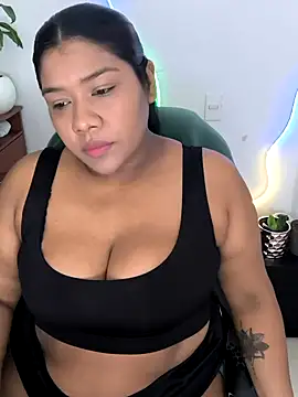 paola091 online show from 04-24-26, 12:35