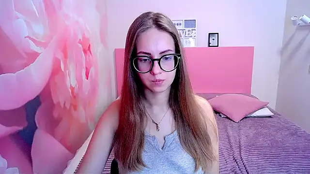 AliceAdams online show from 12-18-24, 07:36