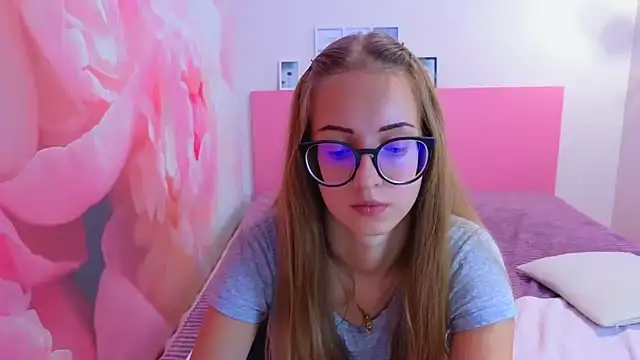 AliceAdams online show from 10-06-25, 06:55