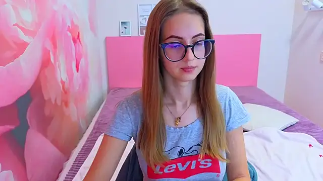 AliceAdams online show from 10-31-25, 08:26