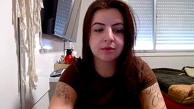 chelbyy online show from 10-28-25, 04:42