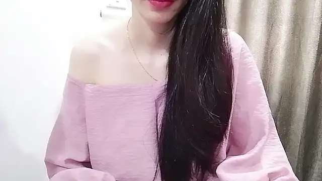 Snapshot of Aminababiew chatting on 03-08-26, 03:32 Aminababiew online show from 03-08-26, 03:32