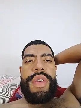 Snapshot of Aroon_Stonne chatting on 11-20-25, 01:50 Aroon Stonne online show from 11-20-25, 01:50