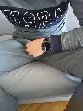 Snapshot of praqun2021 chatting on 03-12-26, 07:58 praqun2021 online show from 03-12-26, 07:58