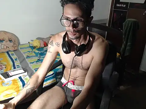 alisterxxx online show from 07-22-26, 02:58