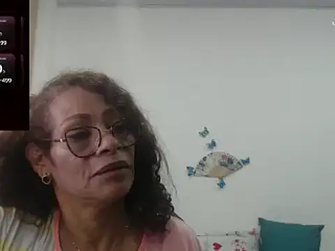 Snapshot of BustyMilf_ chatting on 01-22-25, 03:51 BustyMilf online show from 01-22-25, 03:51
