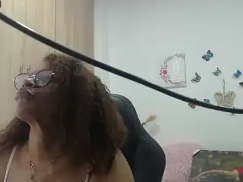 Snapshot of BustyMilf_ chatting on 02-26-25, 11:52 BustyMilf online show from 02-26-25, 11:52