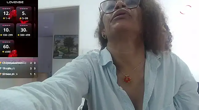 Snapshot of BustyMilf_ chatting on 03-10-25, 04:25 BustyMilf online show from 03-10-25, 04:25
