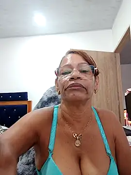 Snapshot of BustyMilf_ chatting on 09-26-25, 12:42 BustyMilf online show from 09-26-25, 12:42
