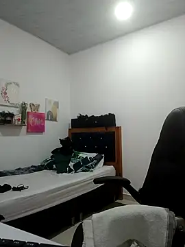 BustyMilf  online show from 10-29-25, 02:19