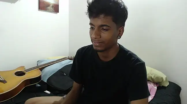 Snapshot of stevenosori chatting on 12-25-24, 06:20 stevenosori online show from 12-25-24, 06:20