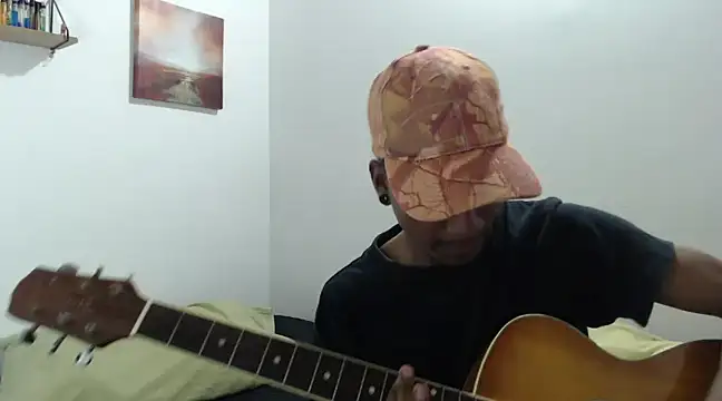 Snapshot of stevenosori chatting on 12-27-24, 12:29 stevenosori online show from 12-27-24, 12:29