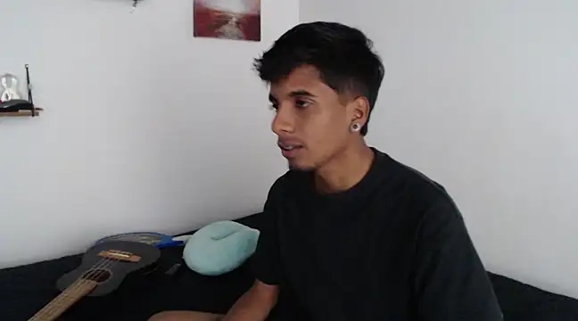 Snapshot of stevenosori chatting on 01-17-25, 09:50 stevenosori online show from 01-17-25, 09:50