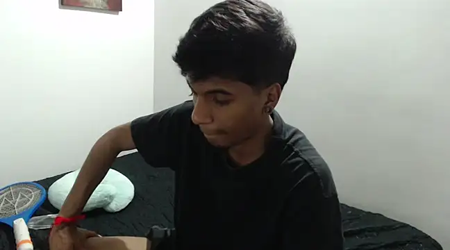 Snapshot of stevenosori chatting on 01-18-25, 12:57 stevenosori online show from 01-18-25, 12:57