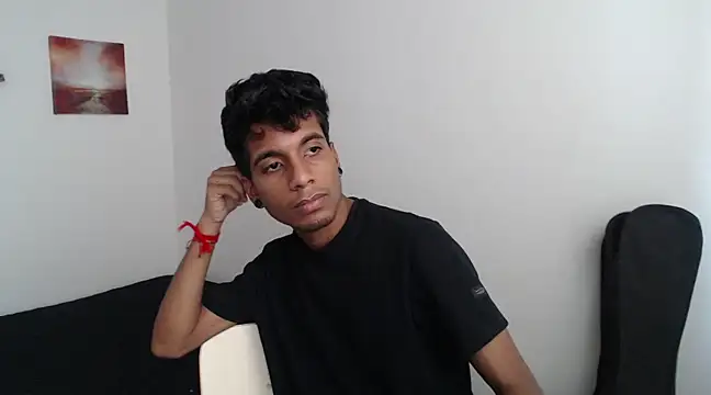 Snapshot of stevenosori chatting on 02-15-25, 06:44 stevenosori online show from 02-15-25, 06:44