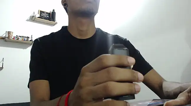 Snapshot of stevenosori chatting on 02-16-25, 12:19 stevenosori online show from 02-16-25, 12:19