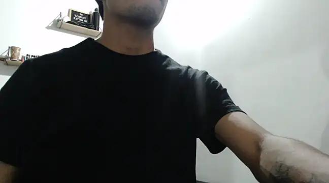 Snapshot of stevenosori chatting on 02-16-25, 03:26 stevenosori online show from 02-16-25, 03:26