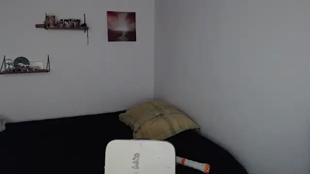 Snapshot of stevenosori chatting on 02-18-25, 10:14 stevenosori online show from 02-18-25, 10:14