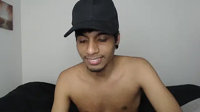 Snapshot of stevenosori chatting on 11-22-25, 10:42 stevenosori online show from 11-22-25, 10:42