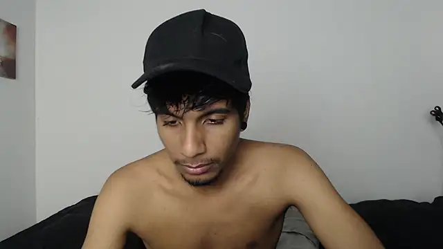 Snapshot of stevenosori chatting on 12-01-25, 10:48 stevenosori online show from 12-01-25, 10:48