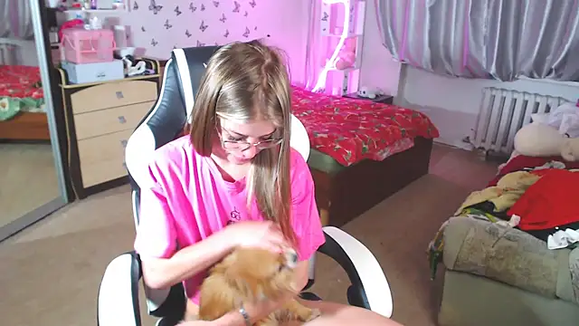 Snapshot of Kira_honeyy chatting on 03-02-25, 11:29 Kira honeyy online show from 03-02-25, 11:29