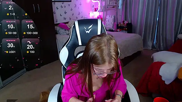 Snapshot of Kira_honeyy chatting on 04-05-26, 11:07 Kira honeyy online show from 04-05-26, 11:07